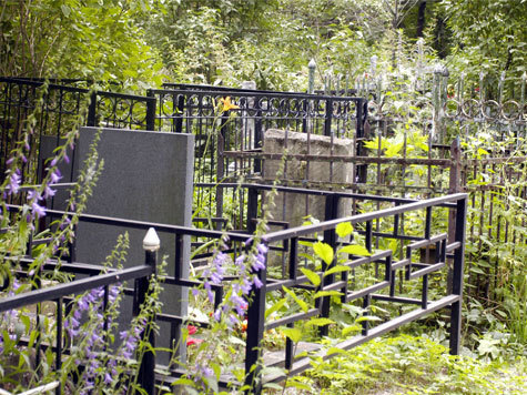 Как рассказал “МК” руководитель пресс-службы ГУП “Ритуал” Дмитрий Коробцов, недавно эксперты провели масштабную работу по поиску потерянных могил Героев