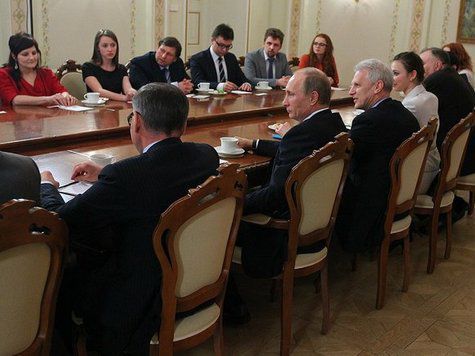 Президент России провел встречу с преподавателями и студентами Балтийского университета
