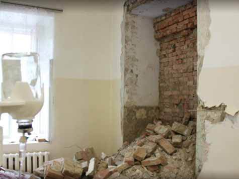 Еще одна стена в Красноярске убила человека