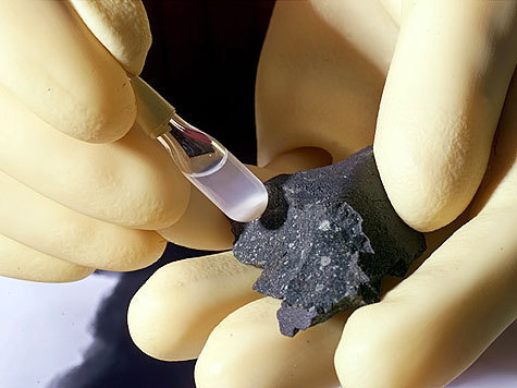 Небывалый всплеск активности по сбору метеоритов проявили москвичи в этом году