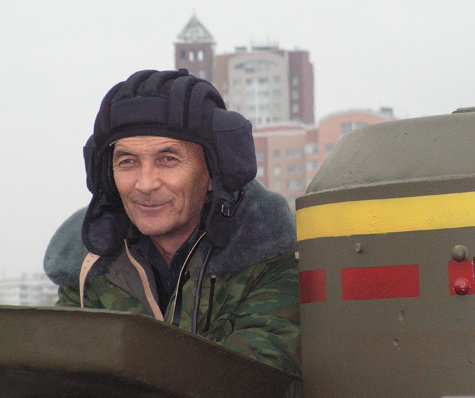 У стен Кремля покажут нашу военную мощь 70-летней выдержки