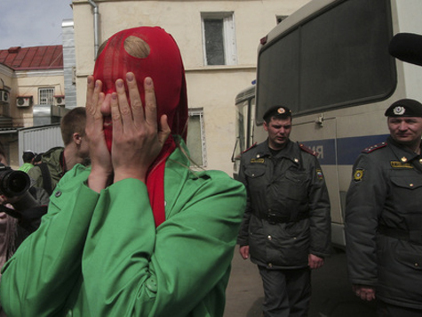 Уголовное дело участниц Pussy Riot направлено в суд Уголовное дело участниц Pussy Riot направлено в суд