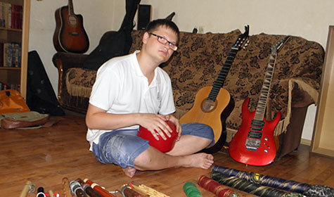 Амурчанин собрал коллекцию уникальных музыкальных инструментов 