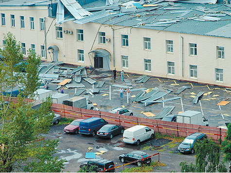 Жара в Москве может смениться ураганом похлеще вторничного
