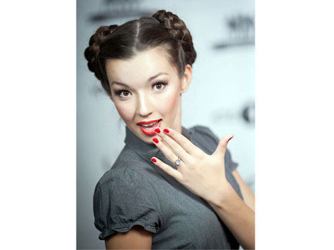 На шоу Первого канала уфимская модель будет петь в команде Пелагеи