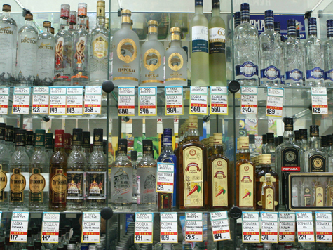 Подмосковные депутаты ужесточили правила продажи крепких напитков на территории области