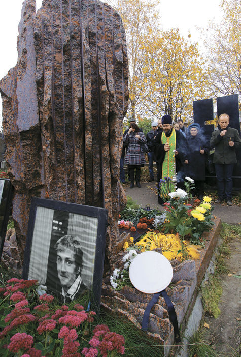 В среду на Троекуровском кладбище мы поминали нашего коллегу и друга Диму Холодова