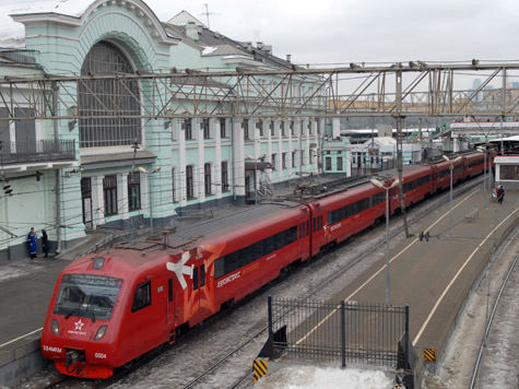Автоматы по продаже напитков, снеков и газет скоро появятся на платформах железнодорожных станций в Москве