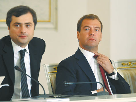 Медведев приступил к модернизации профессионального образования
