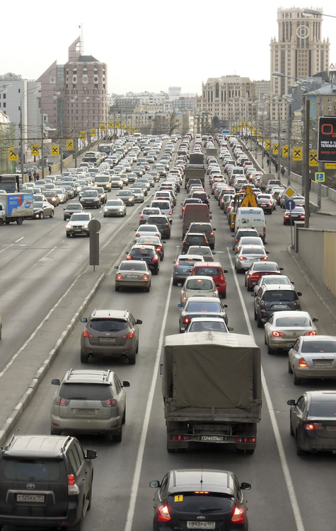 Эксперты предложили комплексную схему изменения движения на магистрали