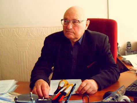 Писатель Виктор Ремизовский получил благодарность из Сорбонны за развенчание древних сказаний