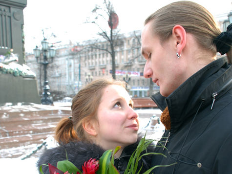 Отправить любовное послание своей второй половинке ко Дню Святого Валентина сможет любой желающий через специальные интерактивные терминалы на вокзалах Москвы