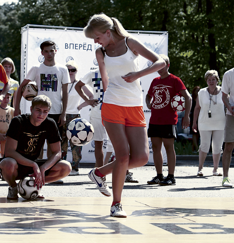 В Лужниках тысячи москвичей приняли участие в самом масштабном за последние годы фестивале городского спорта Moscow City Games 2012