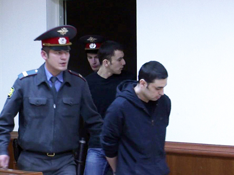 Членов банды таксистов-убийц, отличавшихся особой жесткостью, приговорил в пятницу к длительным срокам заключения Мосгорсуд