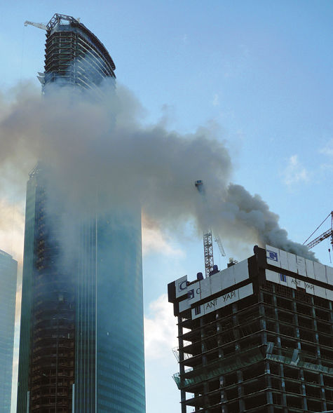 Пожары в небоскребах бизнес-центра происходят до неприличия часто
