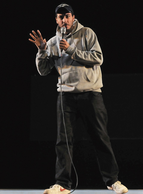 В Театре на Серпуховке прошел спектакль в битбоксовом сопровождении