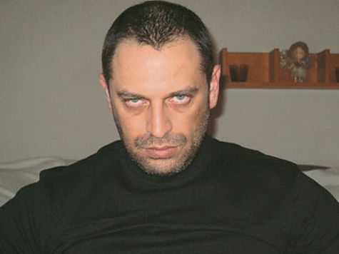 Бывший муж актрисы Екатерины Семеновой, 45-летний Кирилл Сигал, в ночь на среду был задержан за мошенничество