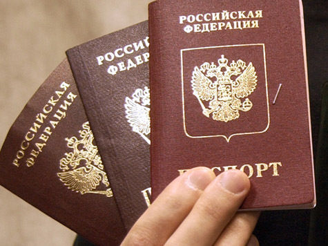 Держать паспорт при себе во время путешествия в отпуск на поезде в другую страну советуют россиянам чиновники железной дороги