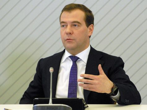 На военно-промышленной конференции с участием премьера Медведева объяснили, как будет развиваться российская «оборонка»

