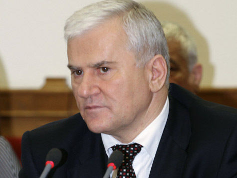 Но сам он отвергает версию, что являлся заказчиком убийства