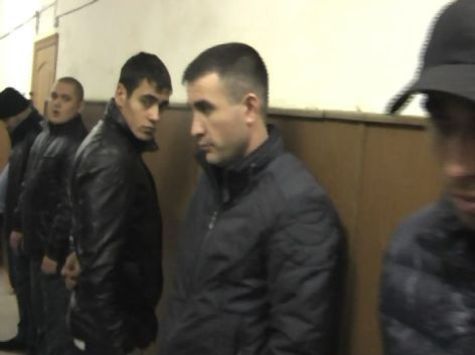 Во Владивостоке уголовник расстрелял конвоиров и сбежал - KP.RU