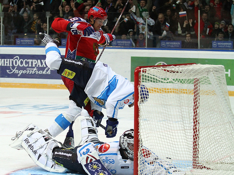 Сборная России по хоккею сыграла матч Евротура с Финляндией на открытом воздухе