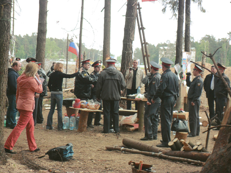 Гастарбайтеры разобрали стоянку защитников Цаговского леса