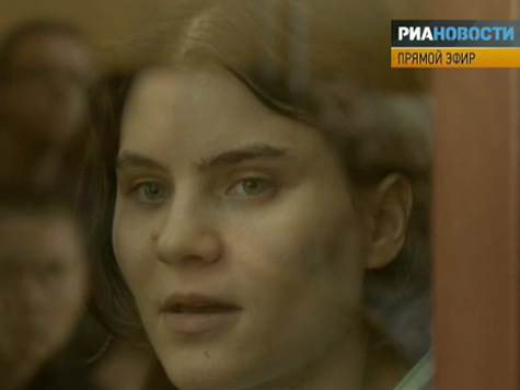 Британские музыканты считают процесс против девушек неразумным