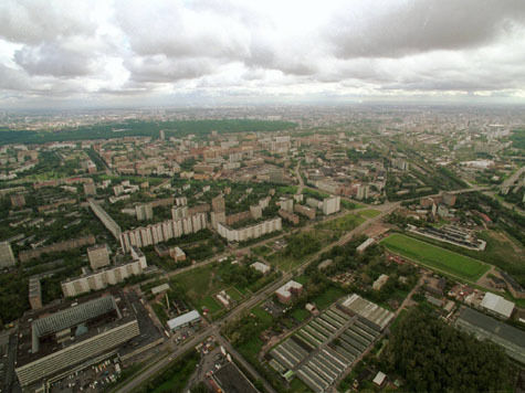 Сэкономить на разгоне облаков ко Дню Победы и Дню города решили столичные власти