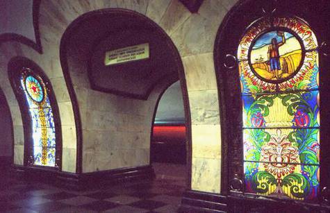 В течение более полутора месяцев по утрам на станцию метро “Новослободская” будет закрыт вход, а по вечерам — выход