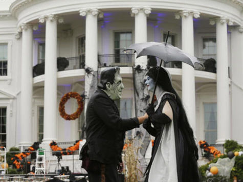 Президентская чета США пригласила на Хэллоуин детей
