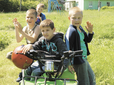 В оздоровительном лагере из детей и подростков воспитывают новых Шумахеров 

