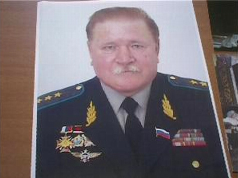Мошенника, представлявшегося своим жертвам... генерал-полковником ВВС Минобороны РФ, задержали стражи порядка