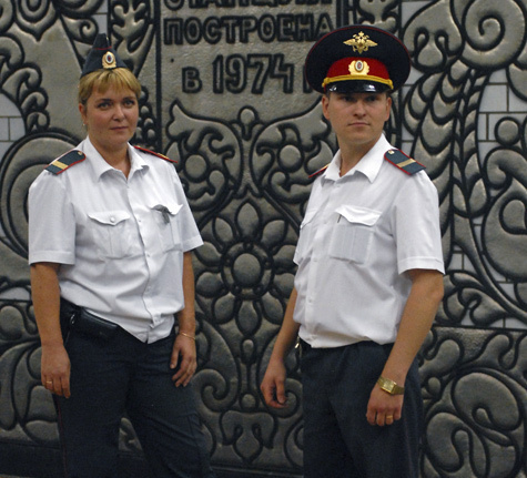 В роли акушерки пришлось выступить сотруднице полиции, дежурившей на станции метро “Беляево”