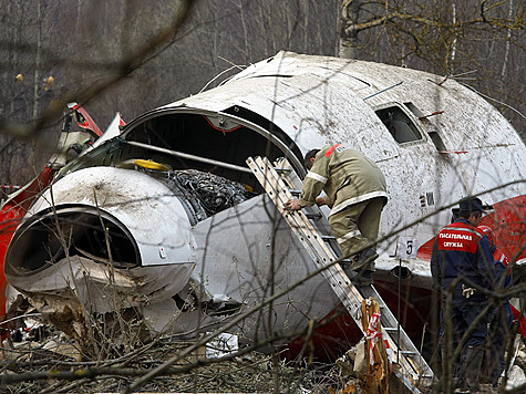 Спецкор “МК” принял участие в раскопках на месте катастрофы самолета президента Польши