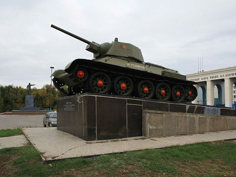 Т-34, тридцать лет простоявший на постаменте, возглавит парад

