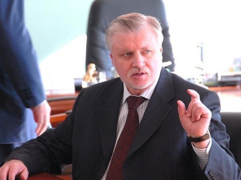 Теперь лидер эсеров обещает выиграть президентские выборы, а премьером назначить Оксану Дмитриеву