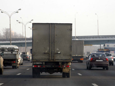 Мосгордума значительно повысила штрафы за проезд грузовиков в неположенное время