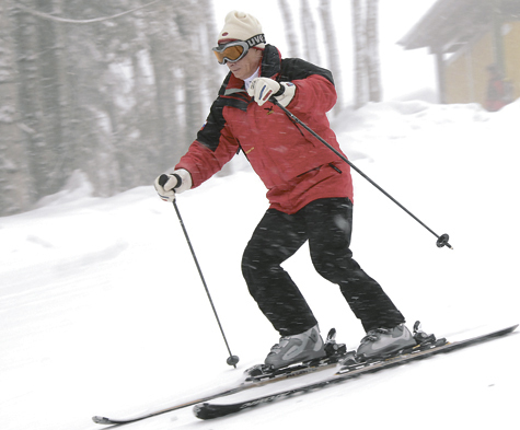Сотрудников ФСО научат кататься на лыжах за 483 тысячи рублей