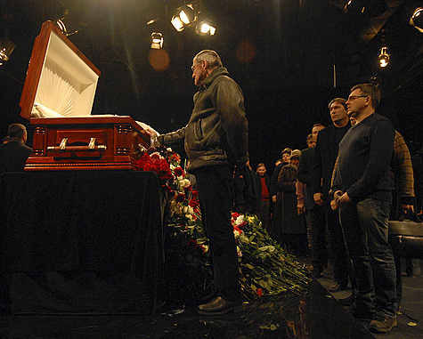 В среду похоронили Владимира Маслаченко