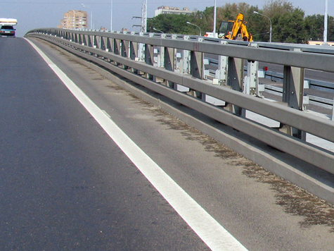 Строители обещают завершить реконструкцию шоссе в феврале 2013-го