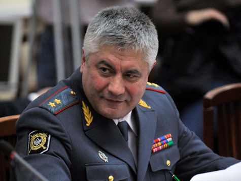 А также признал торговлю должностями в МВД