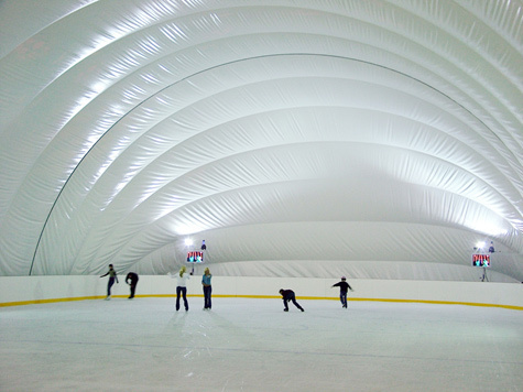 Самый крупный в Европе каток с искусственным льдом откроется этой зимой в московском парке им. Горького