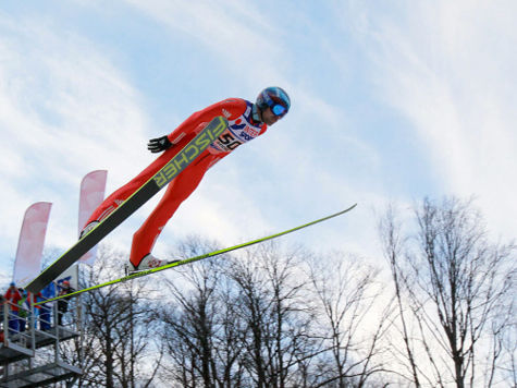 Лидер российской сборной в самом популярном турнире по прыжкам с трамплина занял седьмое место