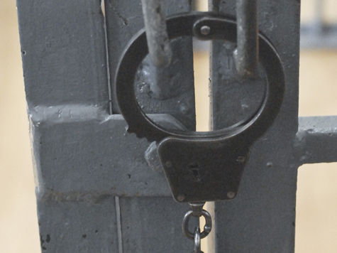 Полковника наркополиции взяли на торговле поддельными акцизными марками, но... отпустили через 48 часов без меры пресечения