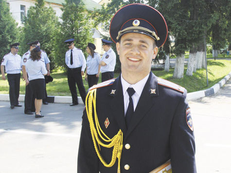 Выпускник Московского юридического университета полиции, житель Рузского района Артем Логинов побывал на приеме в Кремле