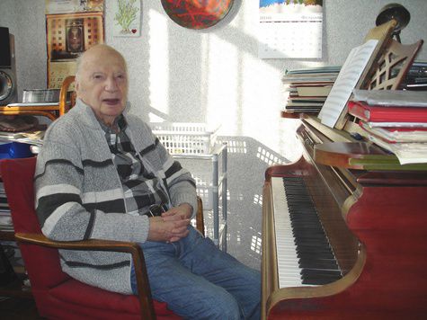 Легендарной композитор, автор песни "Ландыши", скончался в воскресенье 3 февраля в Москве 
