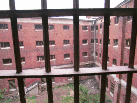 Шатурский суд посчитал, что Аввакумов и Путилин виновны в нападении