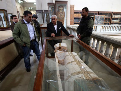 Опубликован список похищенных экспонатов Каирского музея
