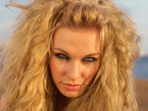 У популярной поп-группы «DEMO» появилось новое лицо